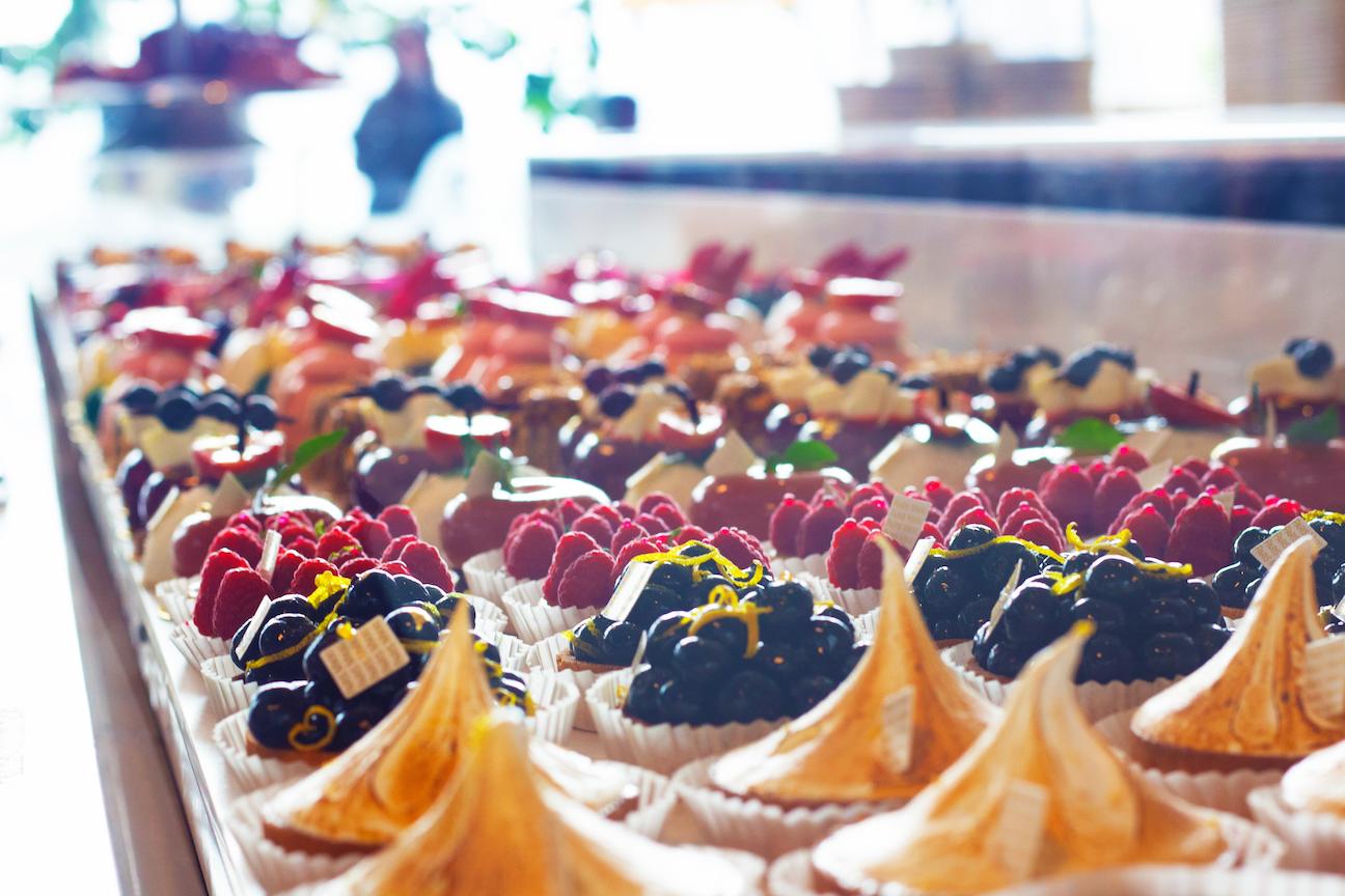 Emirati Desserts and Sweets: Indulging in the Sweet Side of Emirati Cuisine